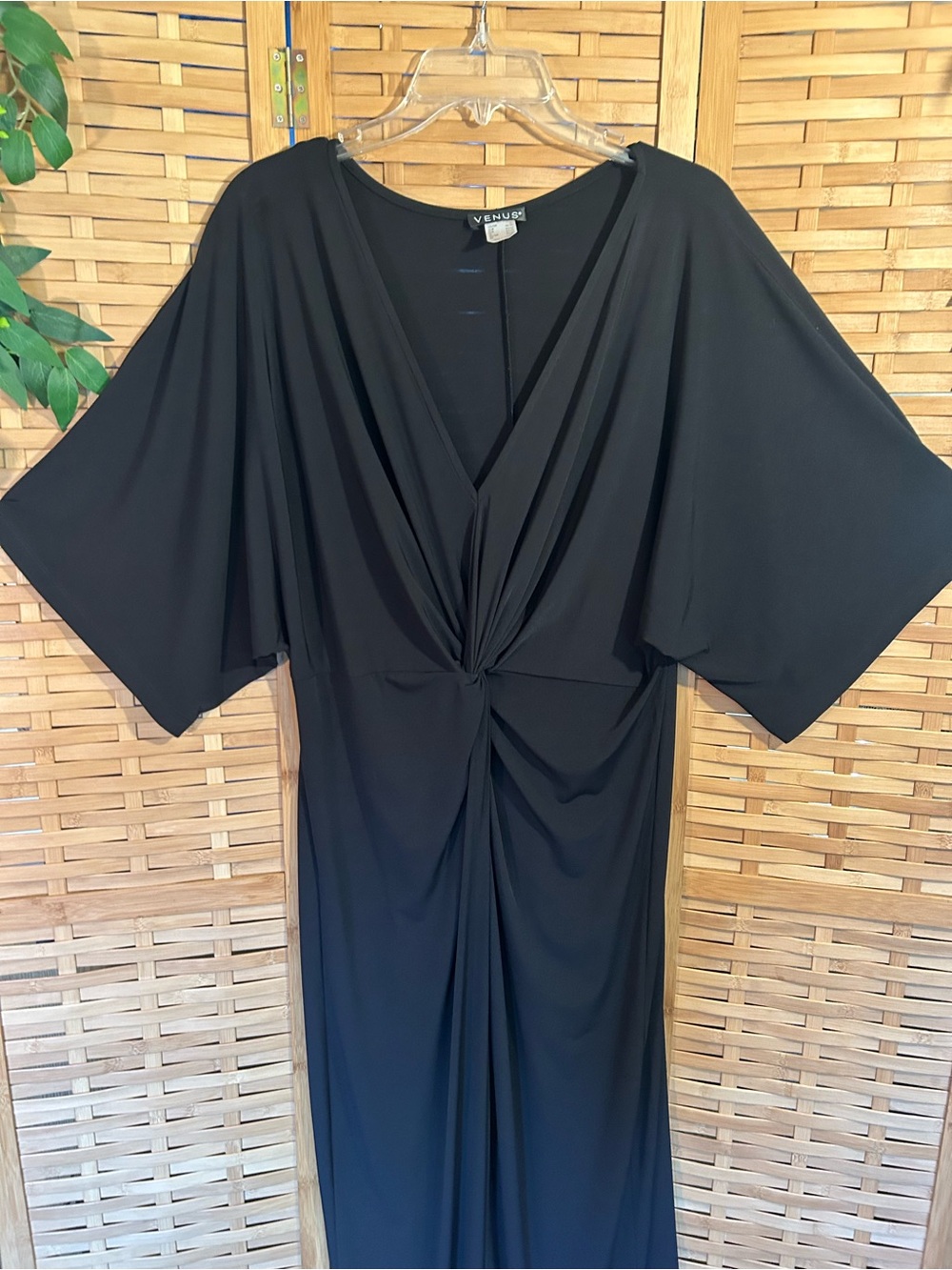 🔥3/$8- VENUS Black Twist-Front Maxi Dress - Picture 2 of 9